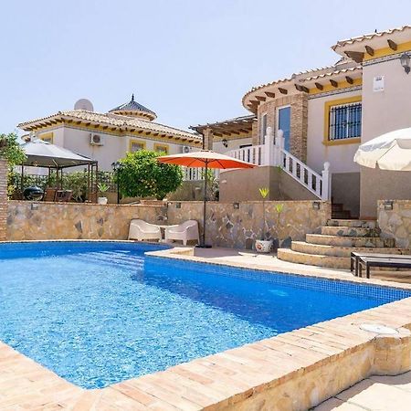 Casa Lilly-Rose, A Beautiful 3 Bedroom Detached Villa A Short Walk To The Villamartin Plaza & Golf Course Bagian luar foto