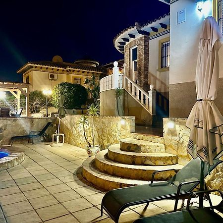 Casa Lilly-Rose, A Beautiful 3 Bedroom Detached Villa A Short Walk To The Villamartin Plaza & Golf Course Bagian luar foto