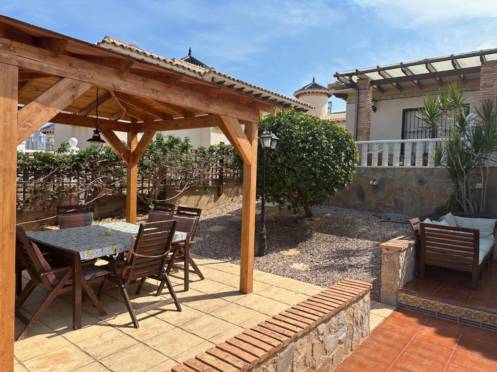 Casa Lilly-Rose, A Beautiful 3 Bedroom Detached Villa A Short Walk To The Villamartin Plaza & Golf Course Bagian luar foto
